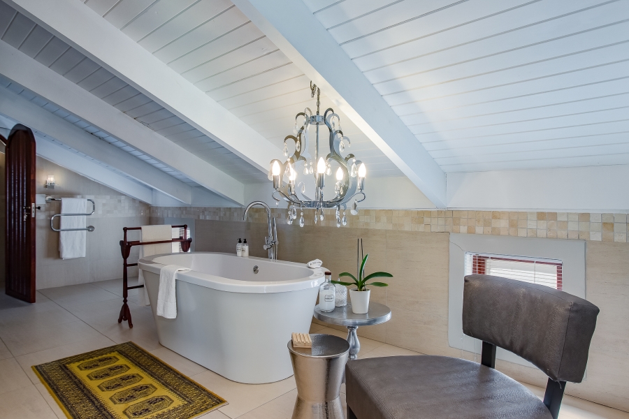 4 Bedroom Property for Sale in Franschhoek Western Cape